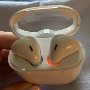 Tzumi Soundmate, Wireless Air Ear pieces